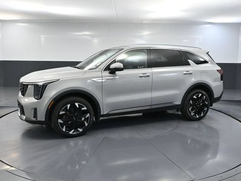 Used 2024 Kia Sorento X-Line EX AWD/4WD image 9