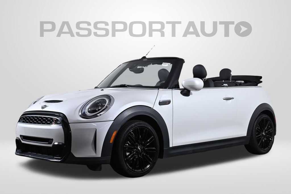 Used 2024 MINI Cooper S FWD image 1