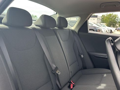 Used 2025 Kia K4 FWD image 21