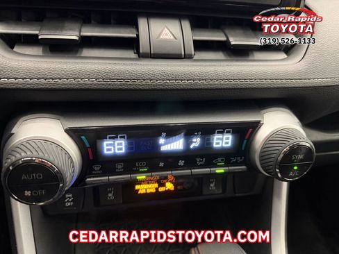 Used 2020 Toyota RAV4 XLE image 15