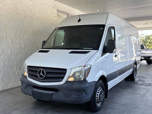 Used 2018 Mercedes-Benz Sprinter 3500 image 23