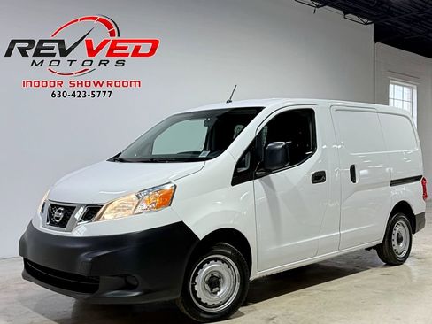 Used 2019 Nissan NV200 S image 40