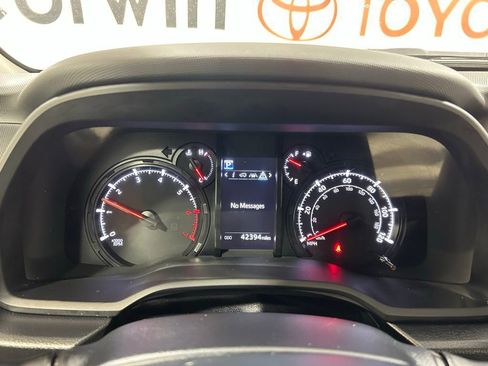 Used 2024 Toyota 4Runner SR5 image 23