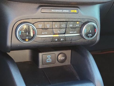 Used 2023 Ford Escape ST-Line image 30