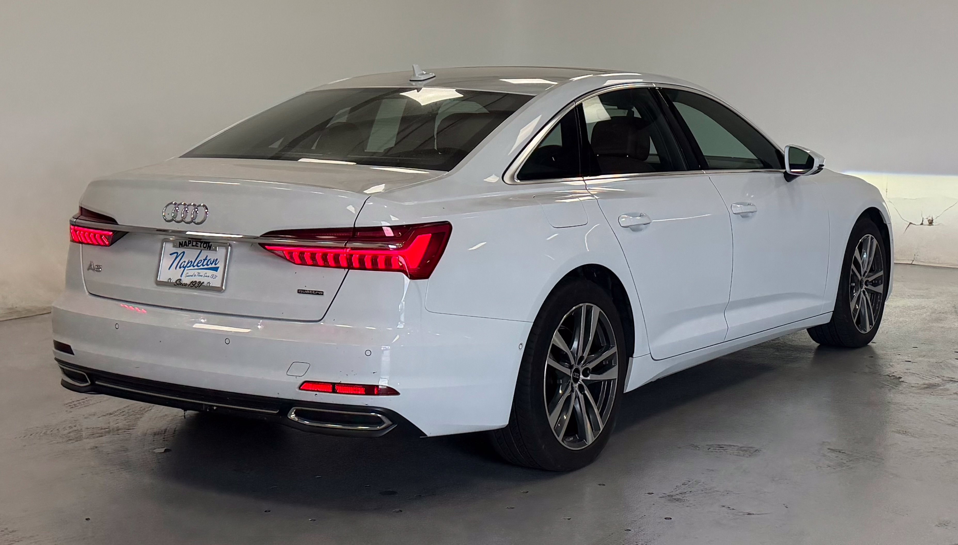 Used 2023 Audi A6 Premium Plus w/ Premium Plus Package AWD/4WD image 3