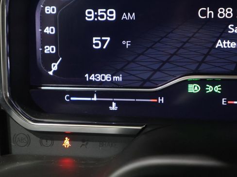 Used 2025 GMC Sierra 1500 AT4X image 38