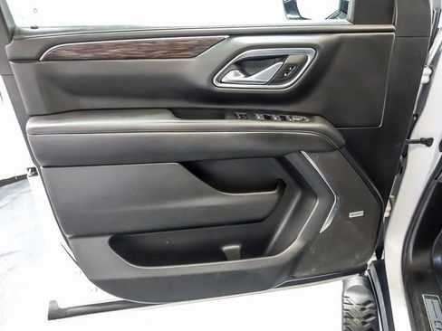 Certified 2022 Chevrolet Tahoe Z71 w/ Luxury Package image 29