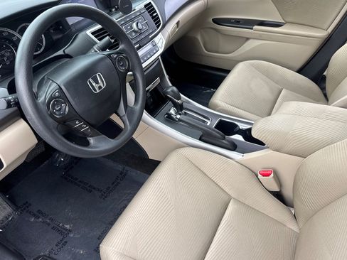Used 2014 Honda Accord LX image 4
