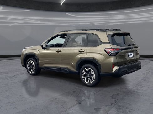 New 2026 Subaru Forester Premium image 4