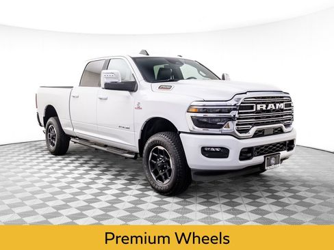 Used 2025 RAM 2500 Laramie image 7