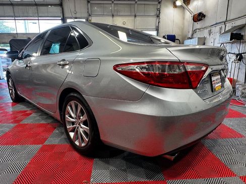Used 2015 Toyota Camry XLE FWD image 5