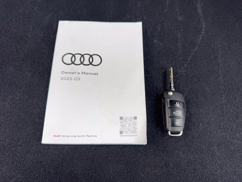 Used 2025 Audi Q3 2.0T Premium AWD/4WD image 78