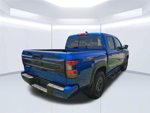 Used 2025 Nissan Frontier PRO-4X w/ Pro Convenience Package AWD/4WD image 8
