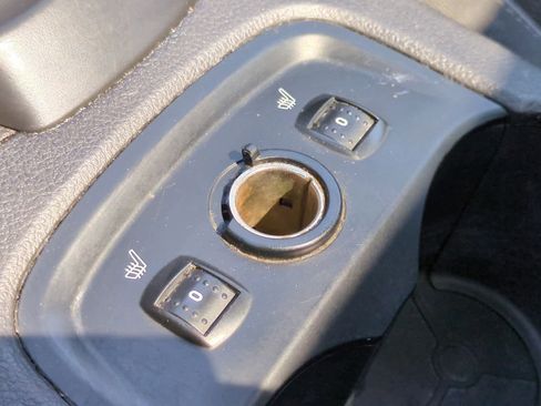 Used 2014 Ford Focus SE w/ SE Sport Package image 30