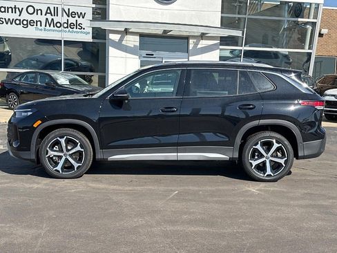 New 2025 Volkswagen Tiguan SE AWD/4WD image 2