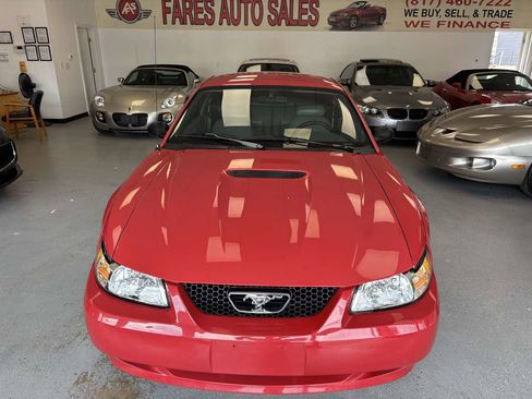 Used 2000 Ford Mustang GT RWD image 1