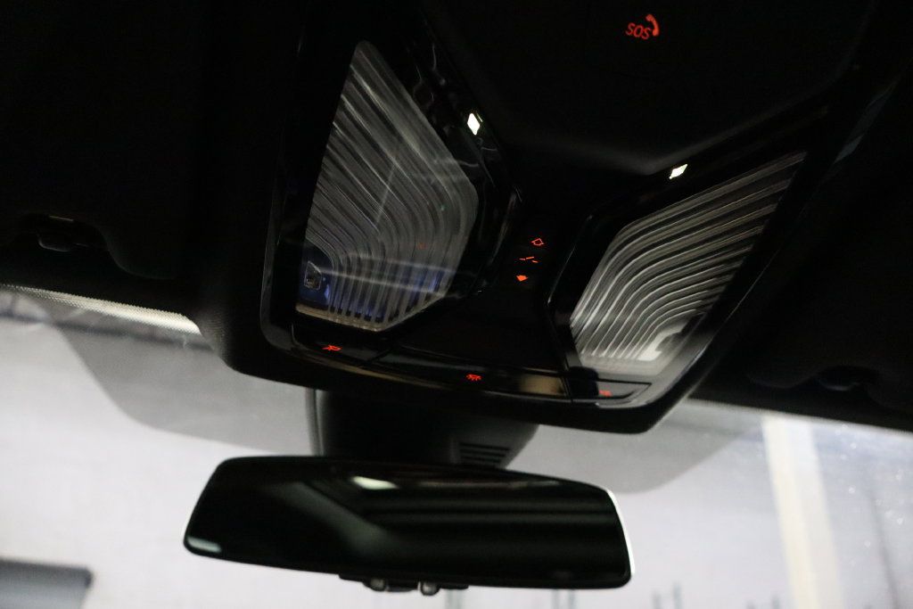 Used 2024 BMW M2 RWD image 19