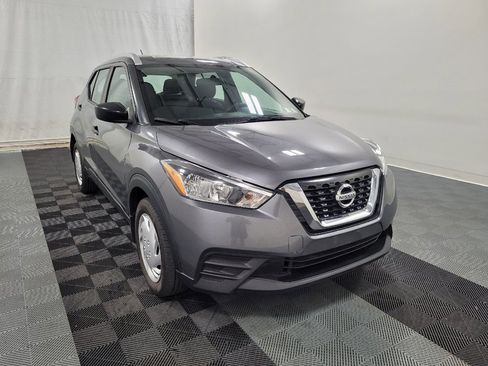 Used 2019 Nissan Kicks S FWD image 13