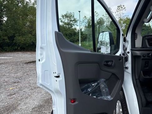 New 2025 Ford Transit 350 XLT image 22