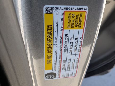 Used 2024 GMC Terrain SLE image 15