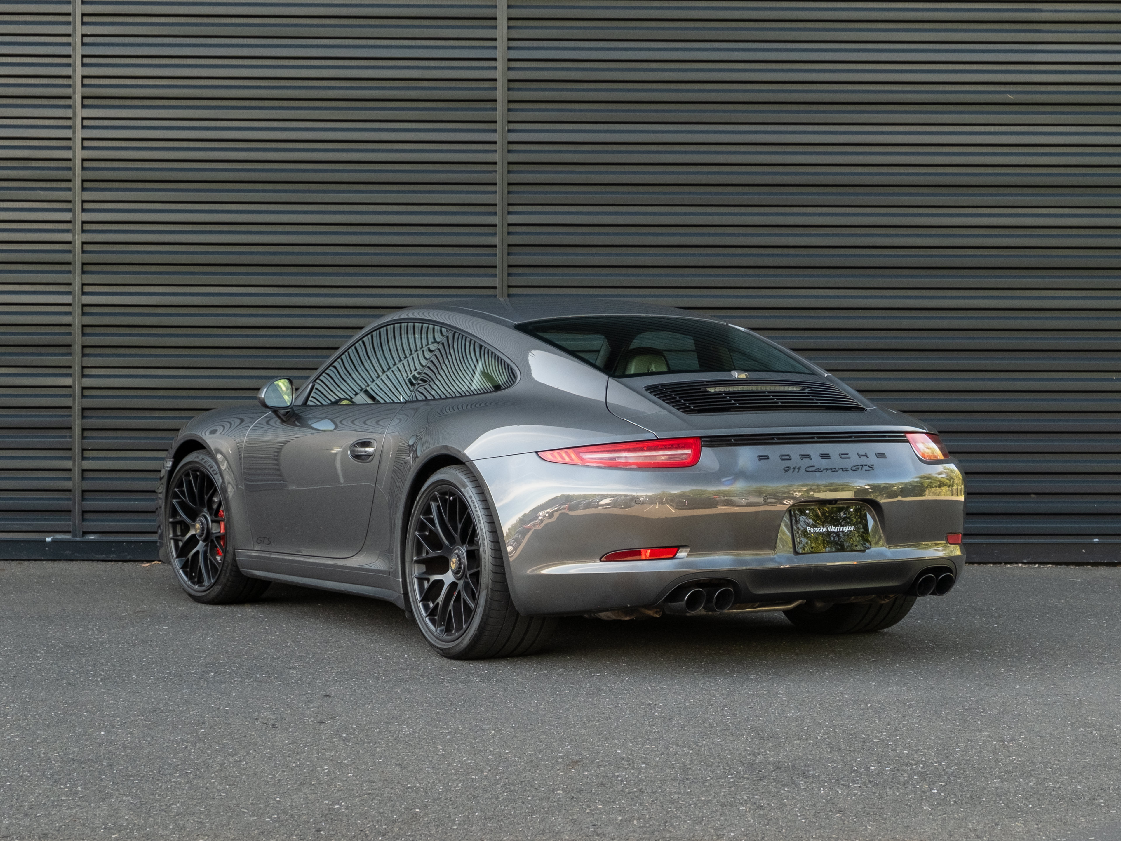 Certified 2016 Porsche 911 Carrera GTS RWD image 3