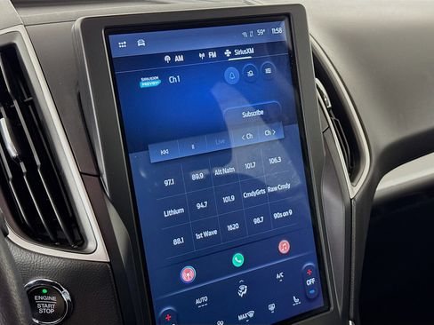 Used 2024 Ford Edge SEL image 16