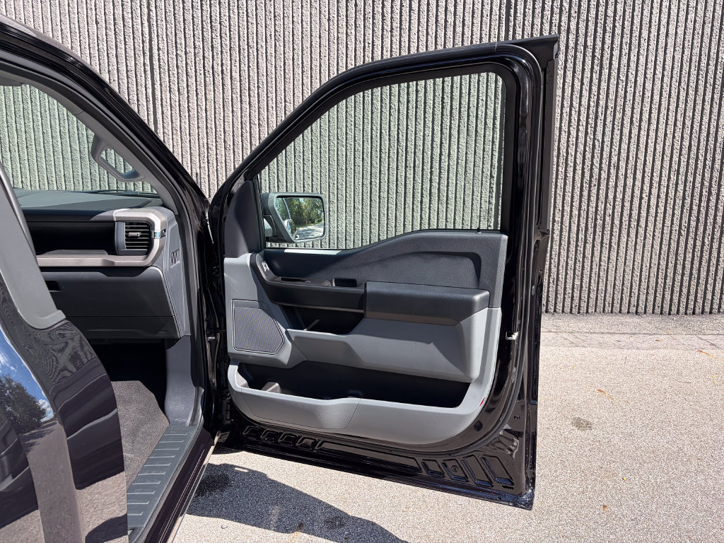 Used 2024 Ford F150 XL w/ Equipment Group 103A High RWD image 25
