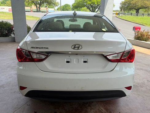 Used 2014 Hyundai Sonata GLS w/ Popular Equipment Group 2 FWD image 5