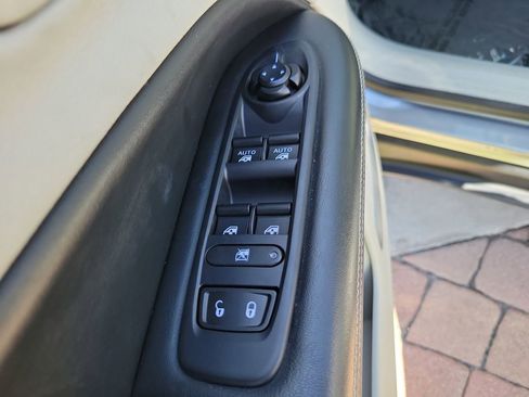 Used 2019 Jeep Compass Latitude image 18