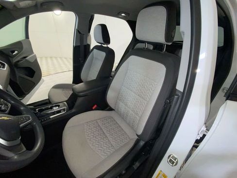 Used 2023 Chevrolet Equinox LS w/ LS Convenience Package FWD image 14