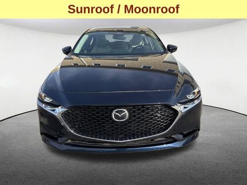 Used 2024 MAZDA MAZDA3 s FWD image 3