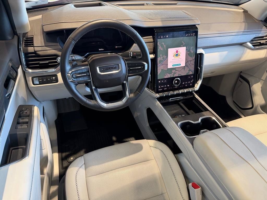 Used 2025 GMC Acadia Denali w/ LPO, Floor Liner Package AWD/4WD image 15