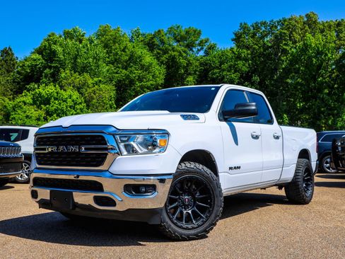 Used 2022 RAM 1500 Lone Star RWD image 1