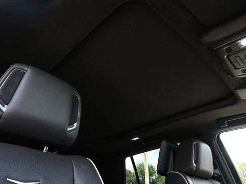 Used 2023 Cadillac Escalade Sport AWD/4WD image 28