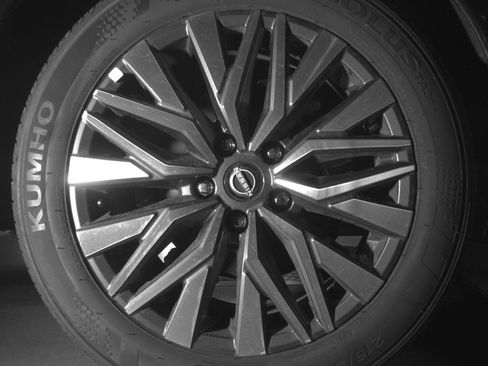 Used 2025 Nissan Altima 2.5 SV image 14