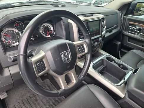 Used 2017 RAM 1500 Laramie w/ Convenience Group image 11