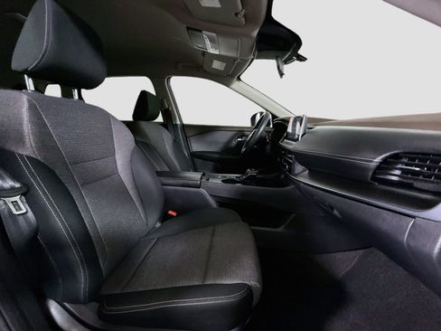 Used 2023 Nissan Rogue SV FWD image 29