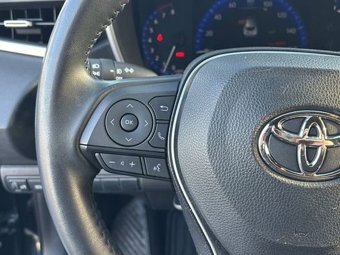 Used 2021 Toyota Corolla XSE image 17