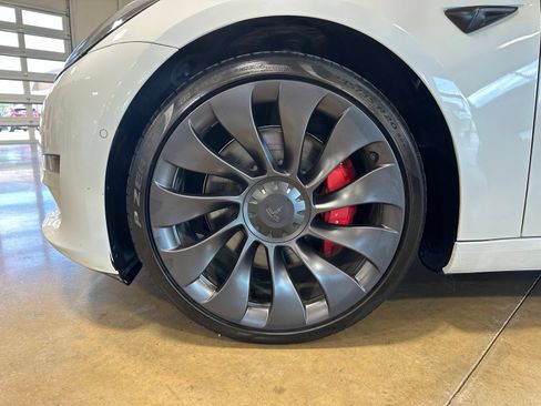 Used 2022 Tesla Model 3 Performance AWD/4WD image 10