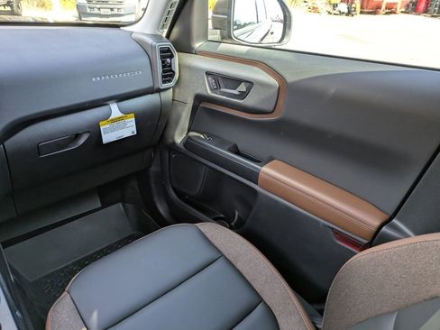 New 2025 Ford Bronco Sport Outer Banks w/ Outer Banks Tech Package+ AWD/4WD image 18