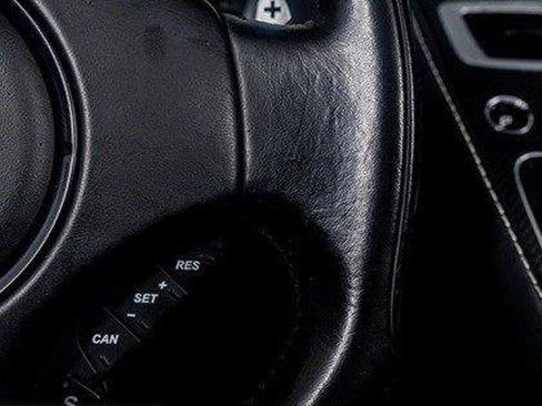 Used 2017 Aston Martin Vanquish S image 45