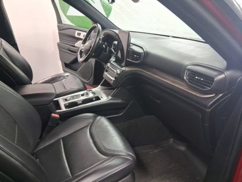 Used 2020 Ford Explorer Platinum w/ Premium Technology Package AWD/4WD image 27