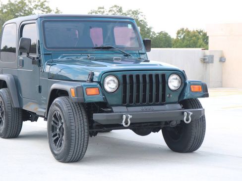 Used 1998 Jeep Wrangler SE AWD/4WD image 9