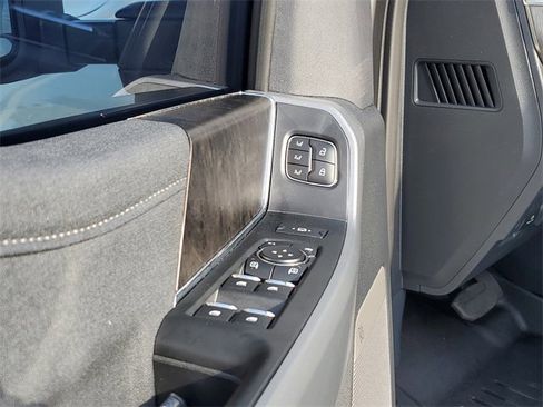 Used 2024 Ford F250 Lariat w/ Lariat Ultimate Package image 17