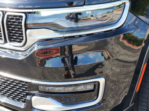 Used 2022 Jeep Wagoneer Series II w/ Premium Group I RWD image 7