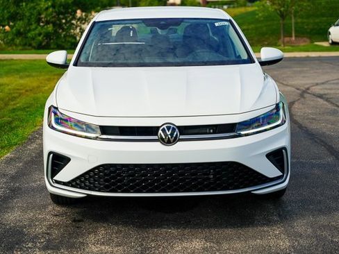 New 2025 Volkswagen Jetta S image 3