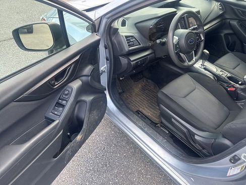 Used 2022 Subaru Impreza Premium image 11