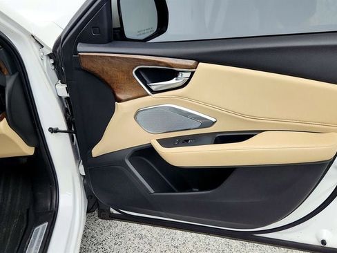 Used 2019 Acura RDX w/ Advance Package AWD/4WD image 24