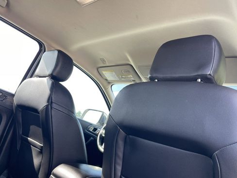 Used 2019 Ford Ranger Lariat w/ Equipment Group 501A Mid image 12