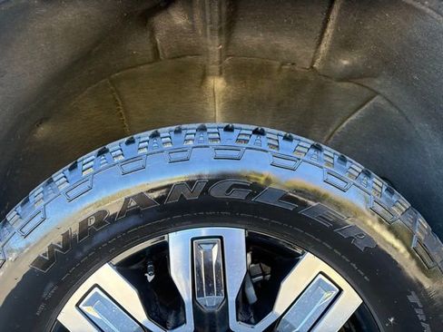 Certified 2024 GMC Sierra 2500 Denali w/ Denali Reserve Package image 17